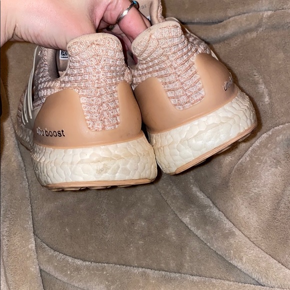 adidas ultra boost - Picture 3 of 4